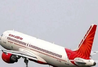 Air India की उड़ान में चालक दल के साथ महिला की बहस, दिल्ली हवाई अड्डे पर उतारा