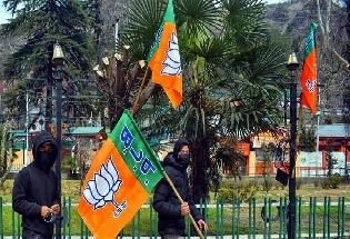 अनुच्छेद 370 हटने के बाद PM मोदी की पहली रैली, भाजपा के रंग में रंगा श्रीनगर
